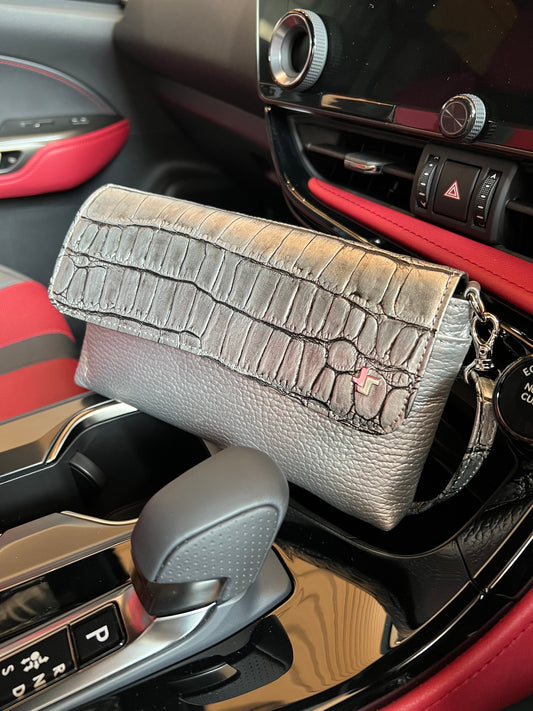 34. Shoulder Wallet (Tribeca Line)