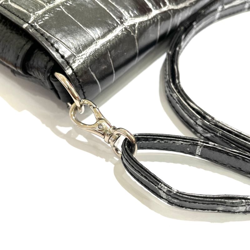 34. Shoulder Wallet (Tribeca Line)