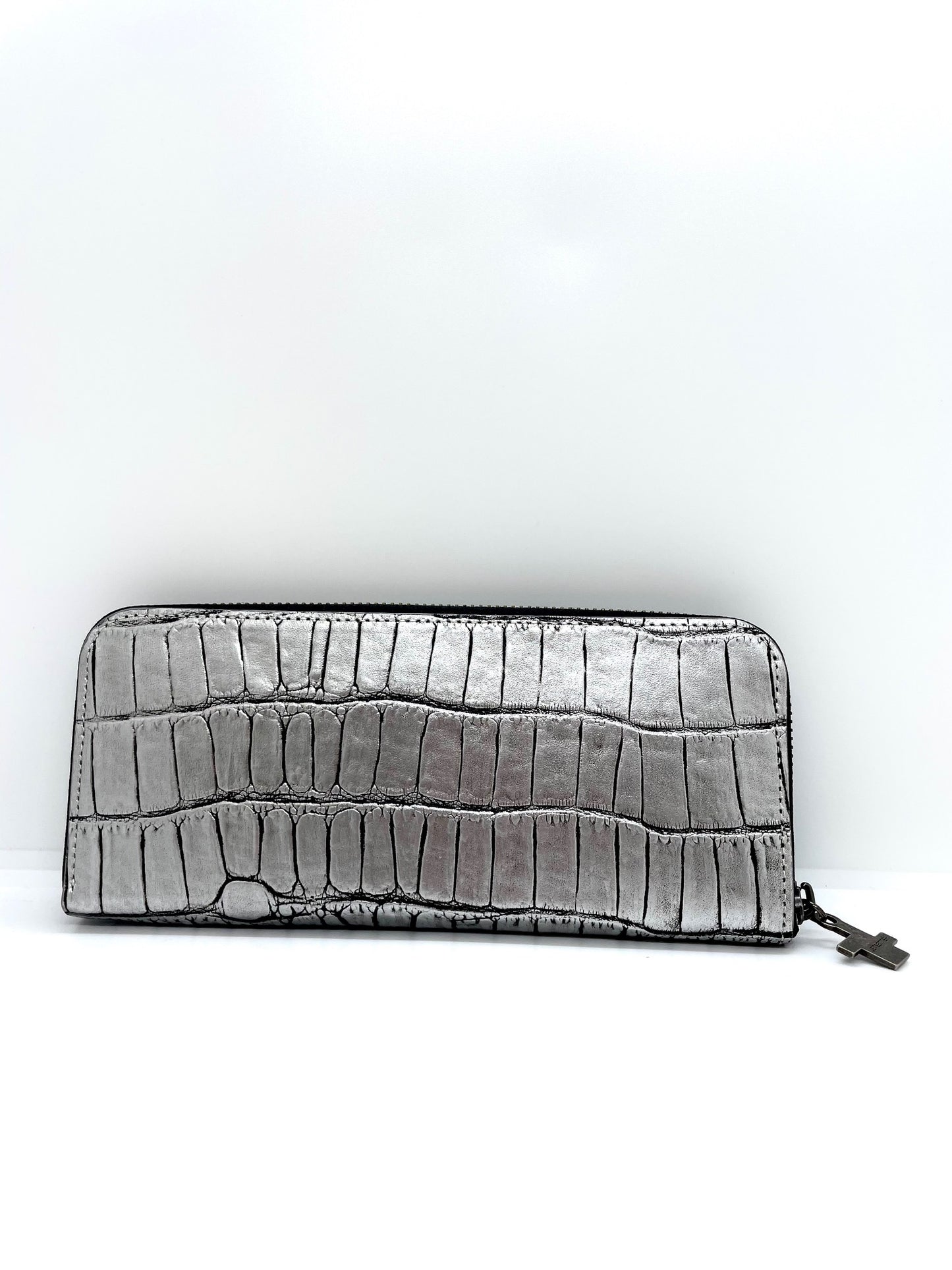 191. Tribeca Zip Around Long Wallet