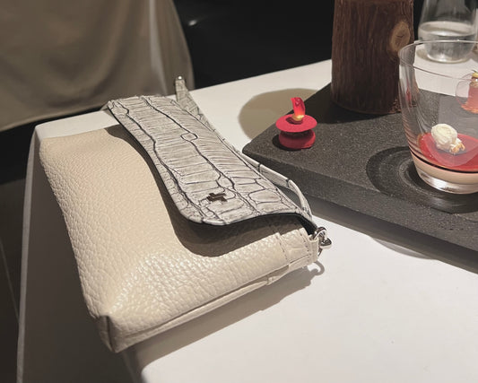 34. Shoulder Wallet (Tribeca Line)