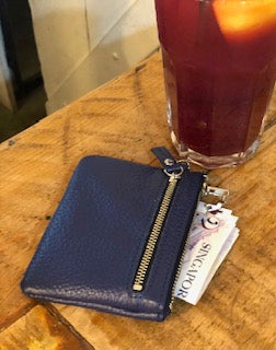 444.Compact Slim Wallet